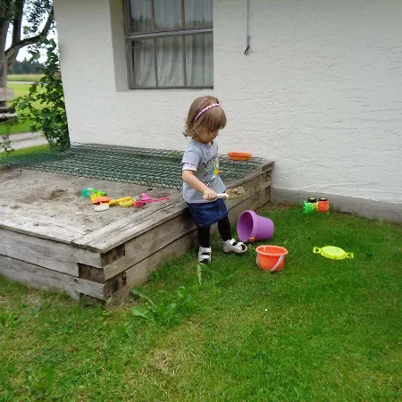 Stroblbauernhof Фермерский дом Зехам